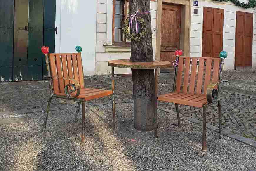 Lavička Václava Havla_.jpg